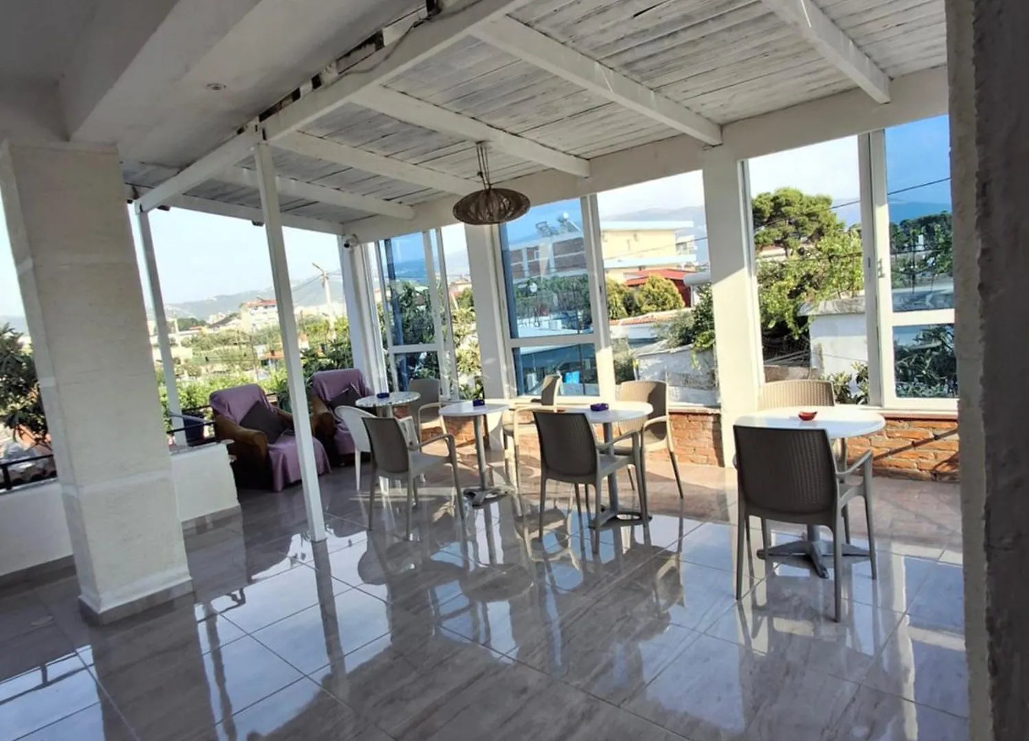 Holiday Rooms Vlorë Penzion